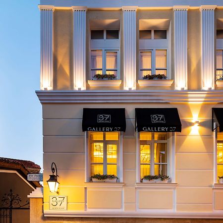 Gallery 37 Powered By Aston Plovdiv Bagian luar foto Gallery 37
